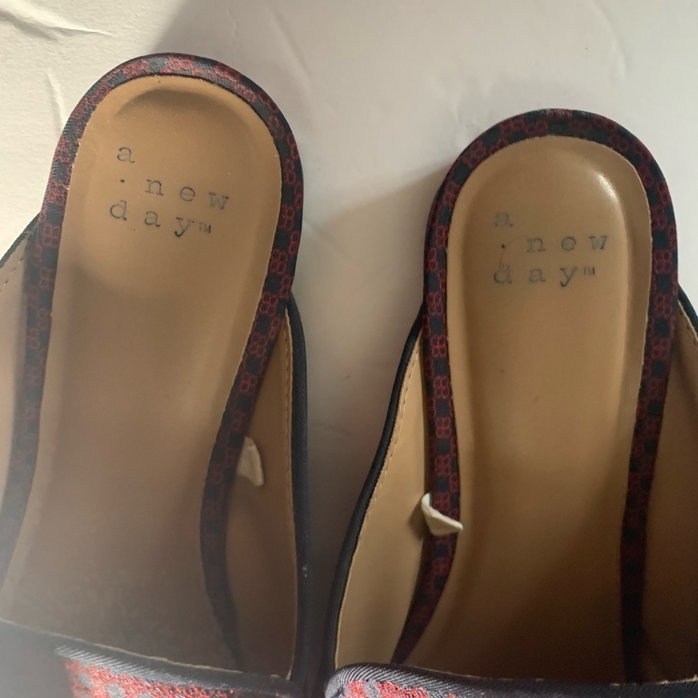 A New Day checkered vegan Mule slides flat shoes with bow. 7.5 - Picture 4 of 9